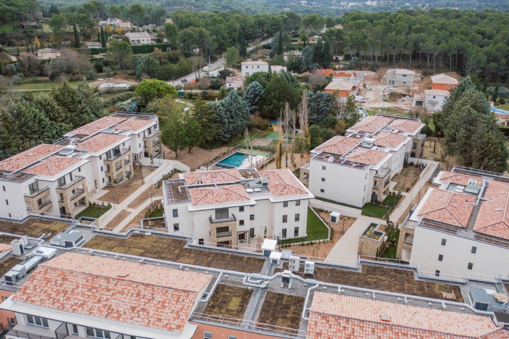 Résidence CASTEL VERDE Promoteur COGEDIM Ville VENTABREN 127 logements répartis en 8 bâtiments et 3 commerces